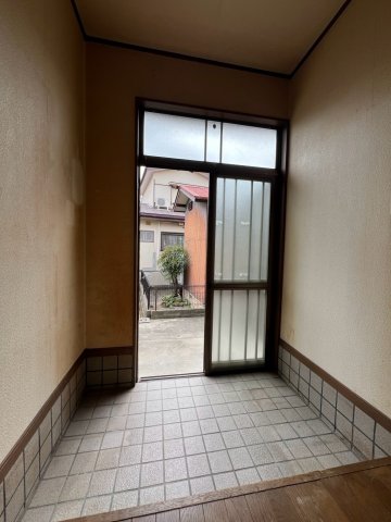 寺田貸家の玄関写真