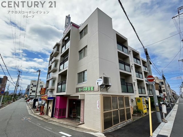 建物外観　オートロック付きで安心です♪