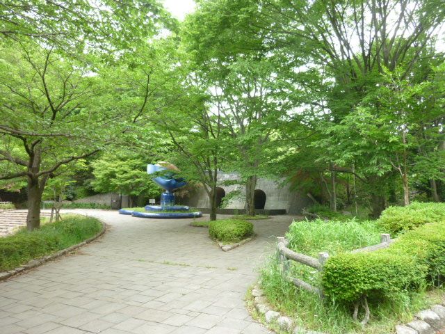 公園　芹ケ谷公園（公園）まで577m