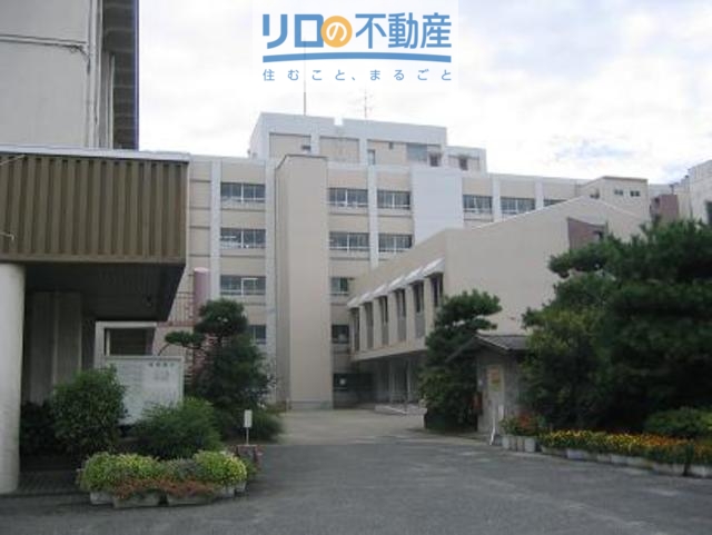 中学校　伊丹市立荒牧中学校（中学校）まで603m