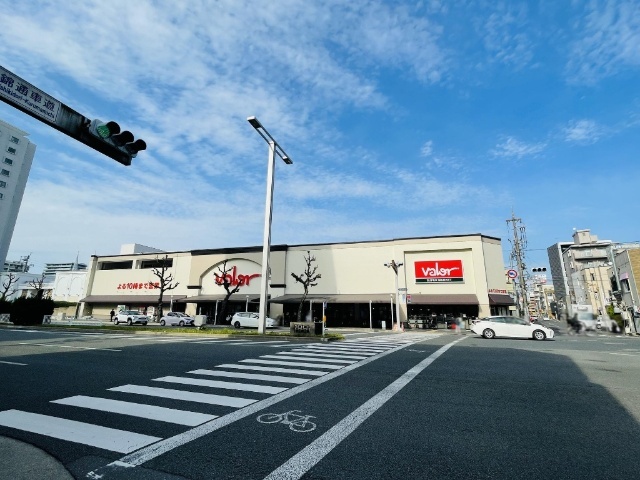 スーパー　バロー車道店（スーパー）まで802m