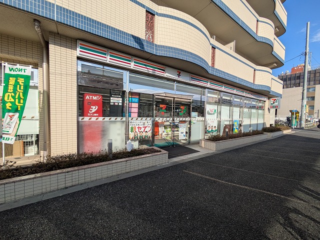 コンビニ　セブンイレブン 練馬平和台駅前店（コンビニ）まで331m