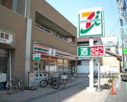 コンビニ　セブンイレブン 草加住吉店（コンビニ）まで688m