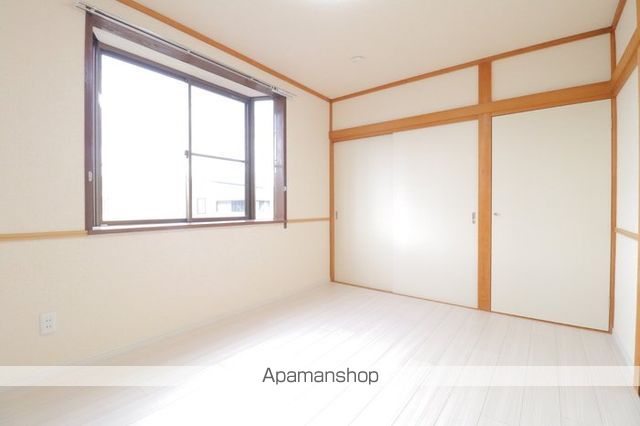ブライトシャインの居間写真