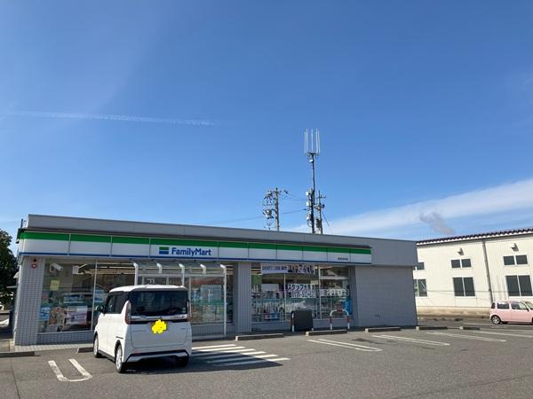 コンビニ　ファミリーマート敦賀野神店（コンビニ）まで354m