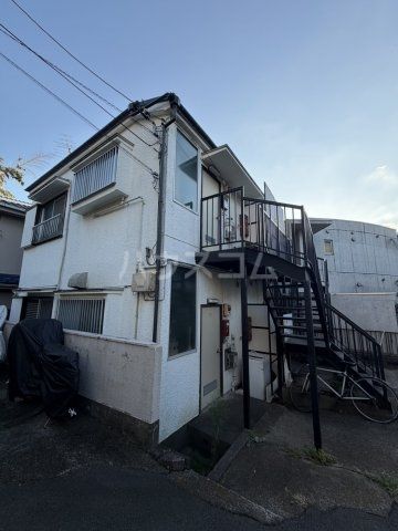若葉ハイツの外観写真