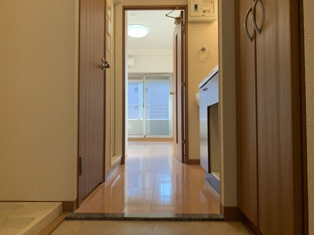 玄関　※別部屋参考資料の為、現状を優先します。