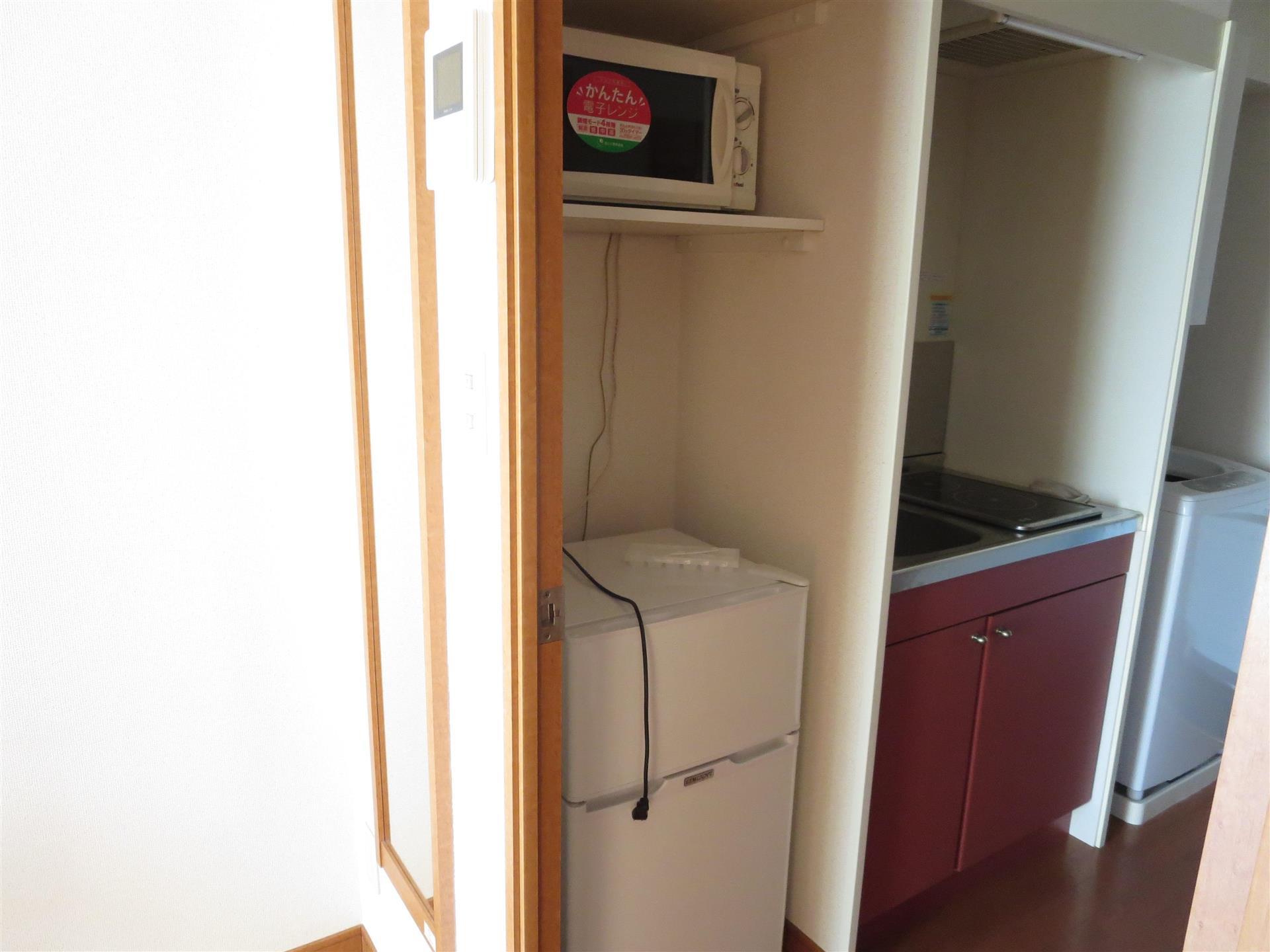その他設備　冷蔵庫・電子レンジ付き