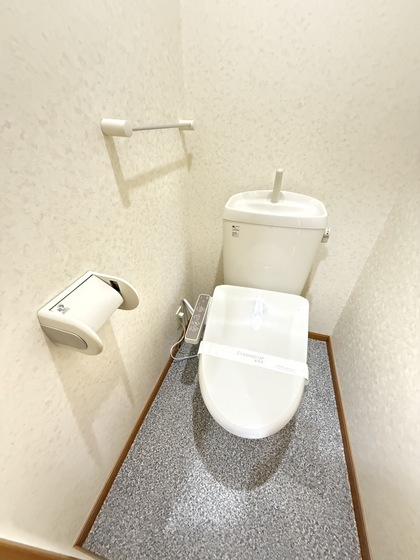 トイレ　※別部屋の写真です