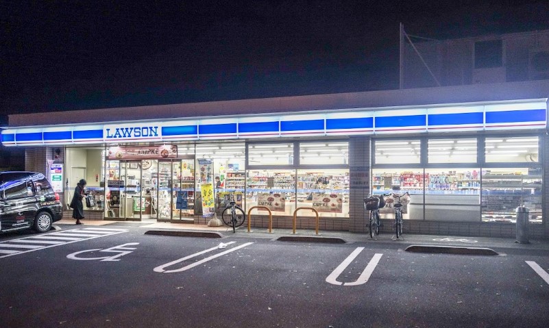 コンビニ　ローソン 阿佐谷青梅街道店（コンビニ）まで185m