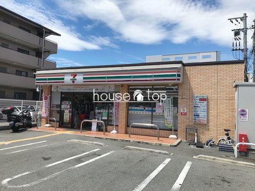 コンビニ　セブンイレブン西宮ＪＲ甲子園口駅南店（コンビニ）まで296m