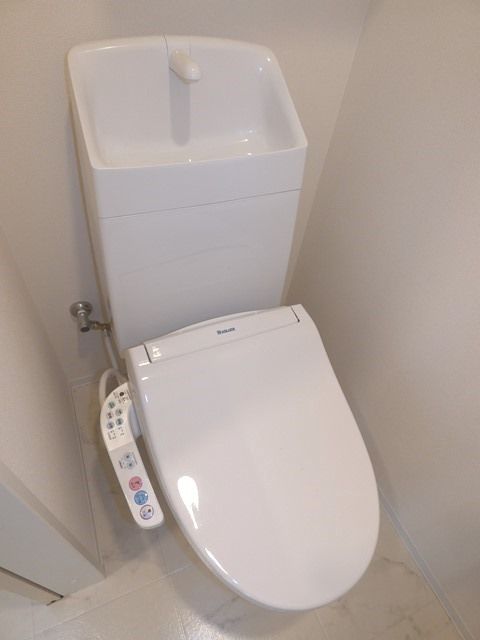 トイレ　もちろんウォシュレット完備
