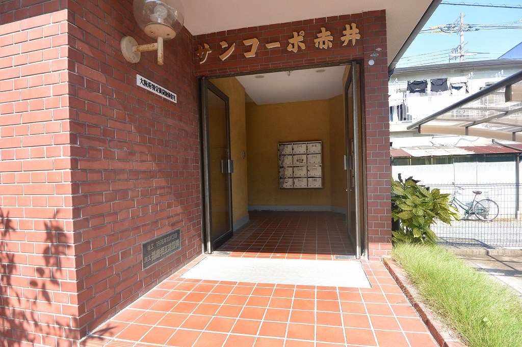 エントランス　エントランス