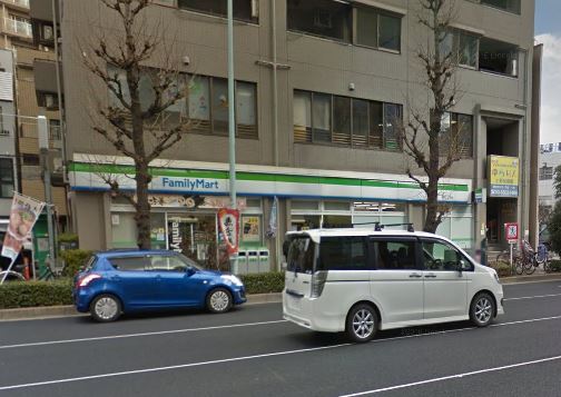 コンビニ　ファミリーマート・入谷二丁目店（コンビニ）まで266m