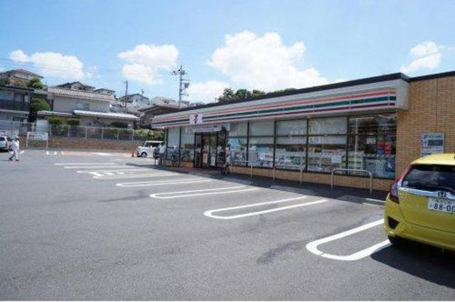 コンビニ　セブンイレブン横浜中山南店（コンビニ）まで515m