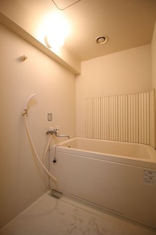 バス・シャワールーム　（別タイプ参考写真）マンション白陽　北区東田端2