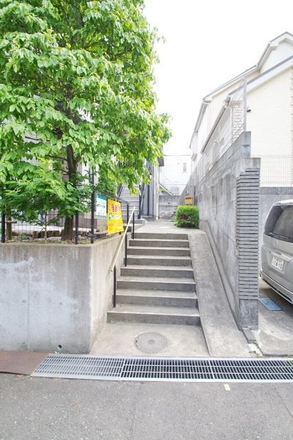 エントランス　★タウンハウジング向ヶ丘遊園店まで★
