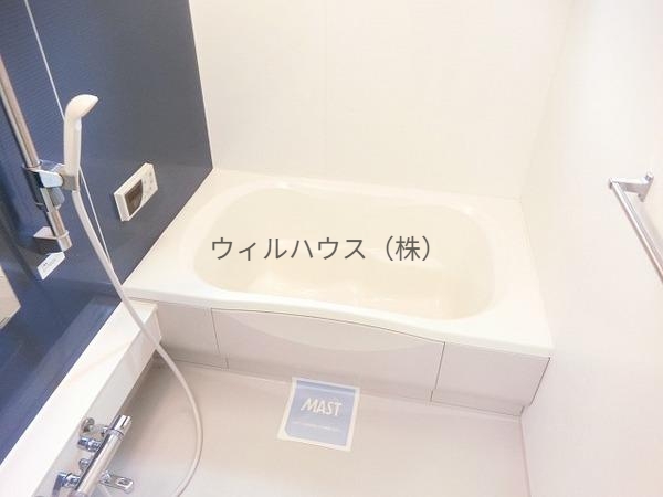 バス・シャワールーム　大型浴槽！