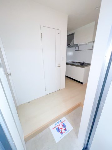 フジパレス西住之江VI番館の玄関写真
