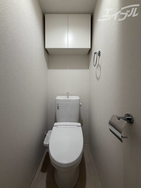 地下鉄御堂筋線 中津駅 徒歩12分 15階建 築1年のトイレ写真