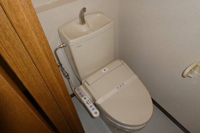トイレ　ウォシュレット