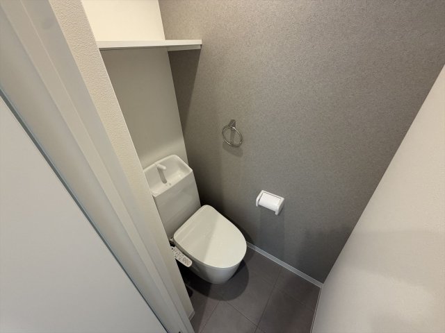 リアコート千里丘INORTHのトイレ写真