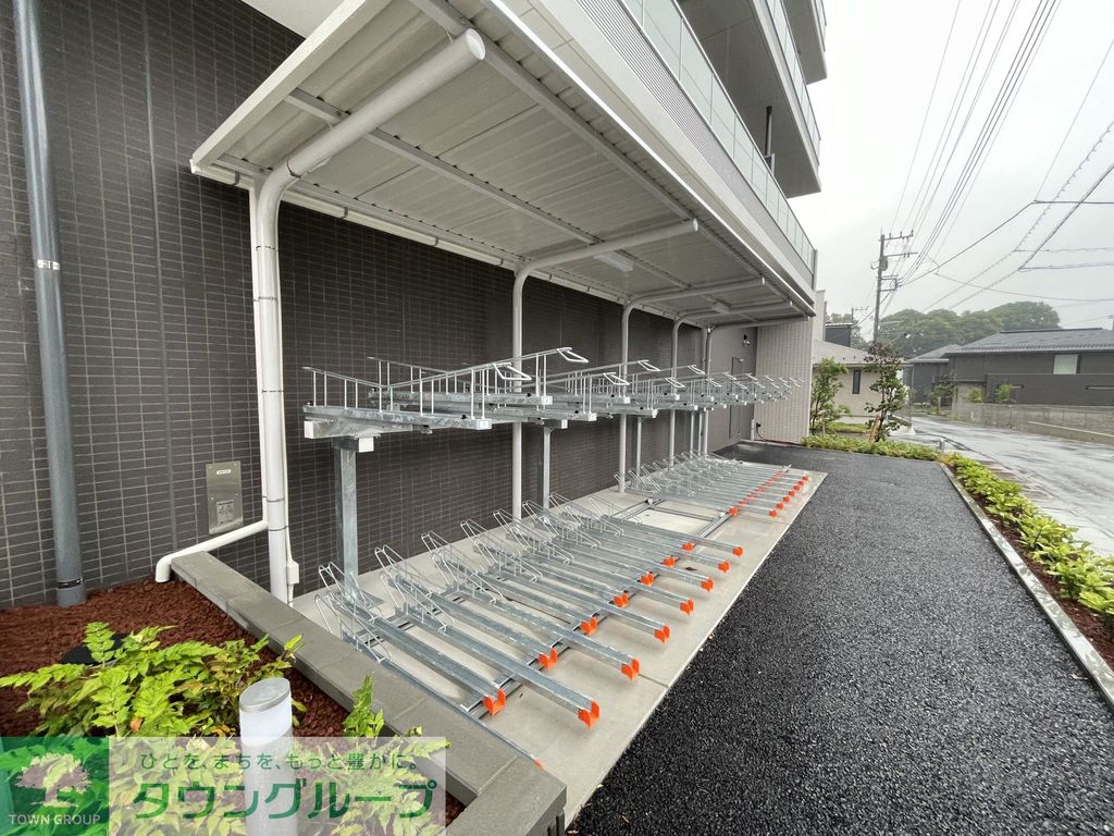 駐車場　バルコニー