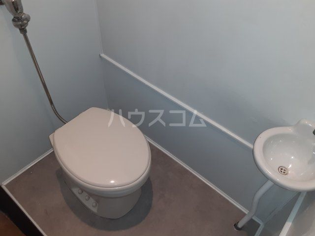 双葉戸建てのトイレ写真