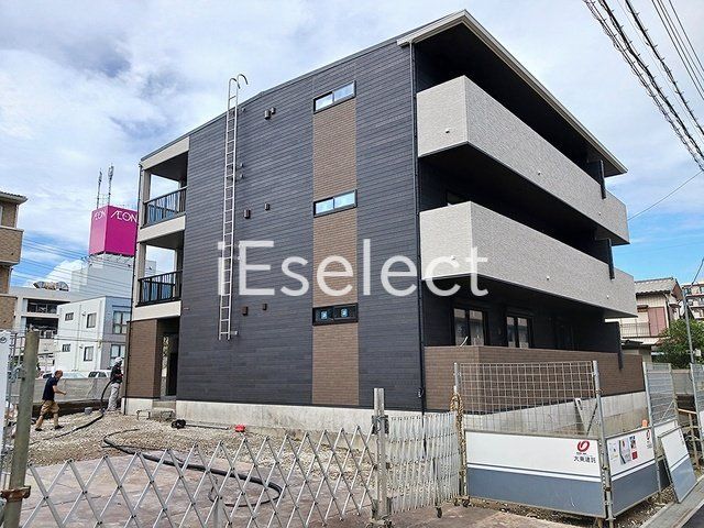 建物外観　2026年9月完成、経済的な都市ガス、インターネット無料