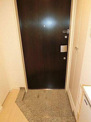 京王新線 初台駅 徒歩5分 24階建 築19年の玄関写真