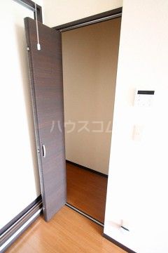 CLAIR新出山の内装写真