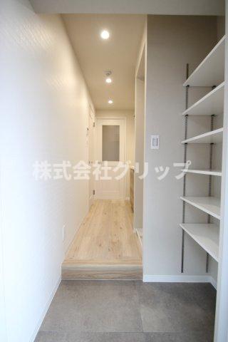 オーベル川崎の玄関写真