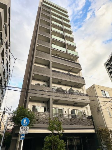 スカイコート上野稲荷町の外観写真