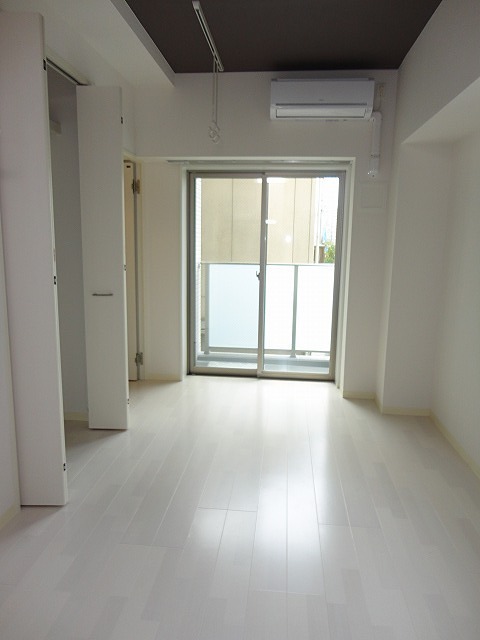 居室・リビング　同シリーズ別部屋