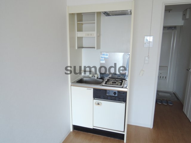 キッチン　写真は同マンション別部屋