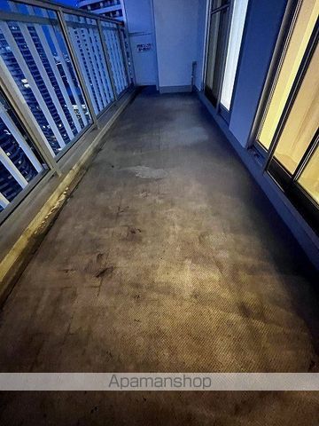 みなとみらい線 みなとみらい駅 徒歩1分 31階建 築23年の内装写真