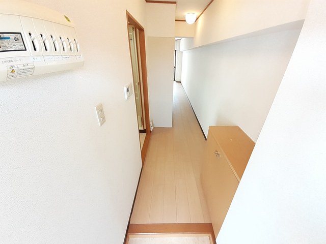 エレガンスゆいの玄関写真