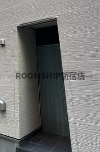 都営大江戸線 西新宿五丁目駅 徒歩5分 2階建 築3年の玄関写真