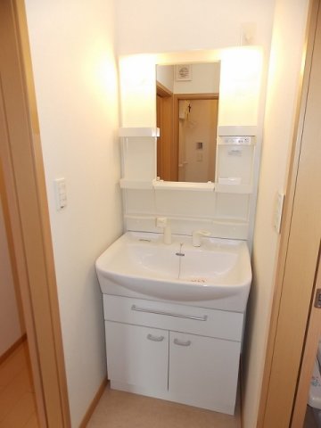 Y’sコート壱番館 IIIの内装写真