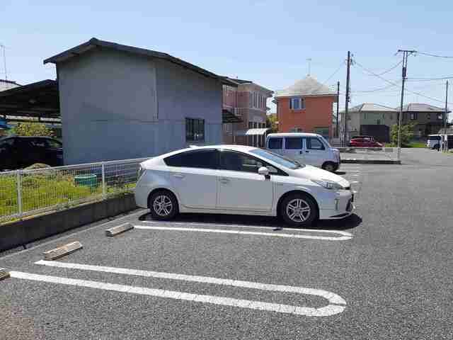 駐車場　駐車スペースもあります