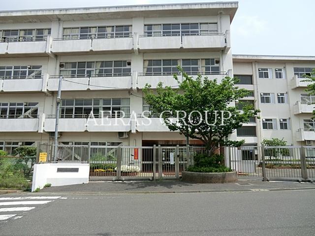 小学校　鎌倉市立富士塚小学校（小学校）まで535m