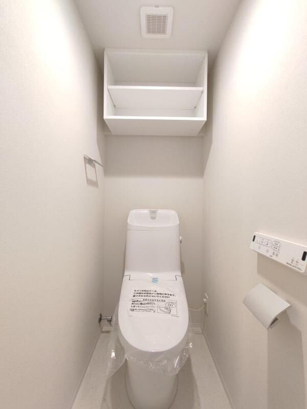 ＪＲ山手線 高田馬場駅 徒歩10分 14階建 築3年のトイレ写真