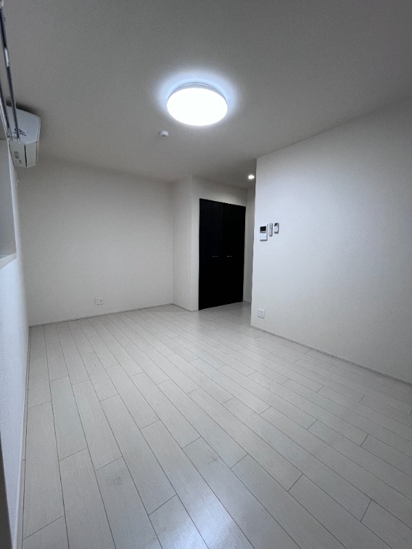 フジパレス阪南町II番館の居間写真