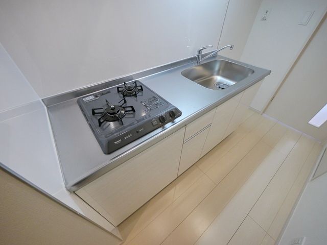 西武池袋線 所沢駅 徒歩11分 3階建 築9年のキッチン写真