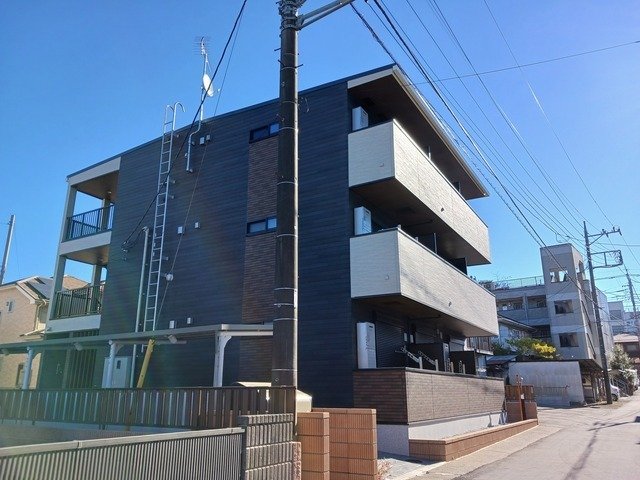 建物外観　落ち着いた雰囲気の外観です