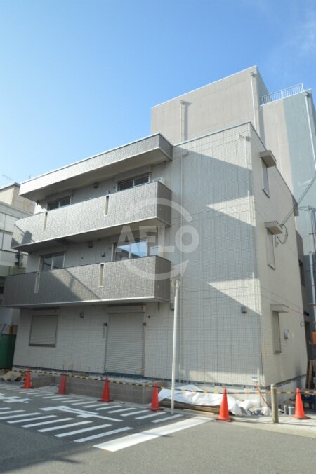 地下鉄千日前線 日本橋駅 徒歩9分 築13年