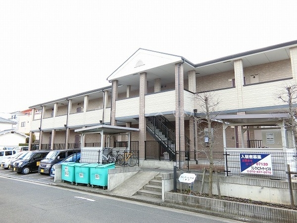 建物外観　住環境良好です！