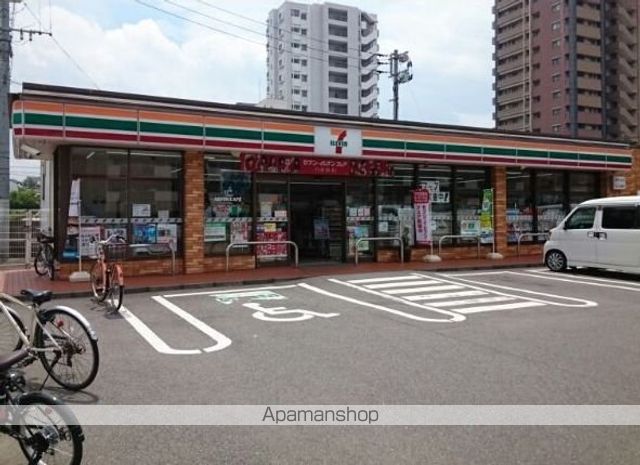 コンビニ　セブンイレブン（コンビニ）まで160m
