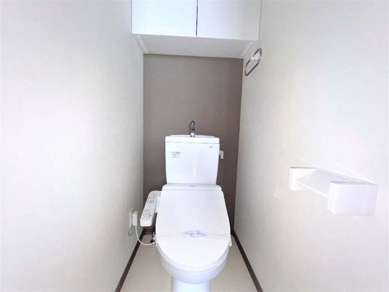 ＪＲ鹿児島本線 西小倉駅 徒歩21分 3階建 築6年のトイレ写真