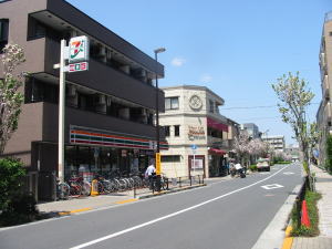 コンビニ　セブンイレブン武蔵野境2丁目店（コンビニ）まで102m